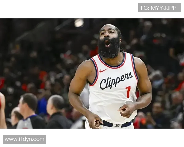 詹姆斯·哈登跳槽传闻再起！火箭高层：不会轻易放人